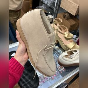 Sz 42.5 NwoB $845 Eleventy boots